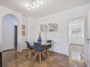 Zdjęcie z galerii obiektu Apartamento cerca de la playa en las lagunas de Mijas w mieście Fuengirola