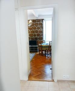 Nice Large 2BR Sunny 20 Meter Terrace Parking Beach Shops