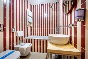 Koupelna v ubytování Hotel Duomo Firenze
