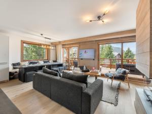 Posedenie v ubytovaní Appartement spacieux avec accès bien-être, proche des pistes et du centre de Megève - FR-1-569-46
