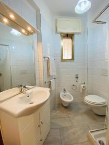A bathroom at Residenza Camelia