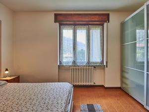 A bed or beds in a room at Holiday Home Simoni - GLA107 by Interhome