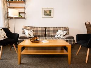 Χώρος καθιστικού στο Apartment Weitblick - F 112 by Interhome