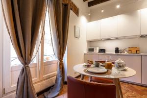 Kép Cozy House in Naviglio Grande - hoMy Apartments szállásáról Milánóban a galériában