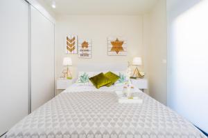 Posteľ alebo postele v izbe v ubytovaní Apartamento Alegria ID8