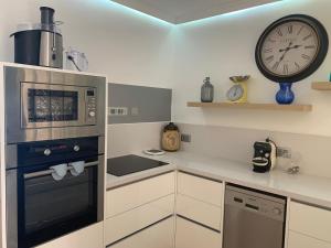 Kép La Mar 2 bed 2 bath in sought after position FREE WIFI szállásáról Puerto de Santiagóban a galériában