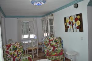 A seating area at Casa Berrincha