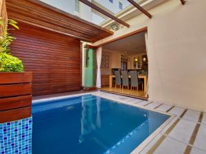 Bazén v ubytování Cottage 8 - Virginia Avenue Villas nebo v jeho okolí