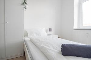 Fotografie z fotogalerie ubytování Komfortable Monteursunterkunft: 4-Zimmer-Wohnung mit getrennten Betten v destinaci Erfurt