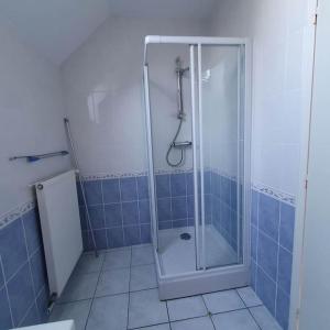 Ένα μπάνιο στο STUDIO NID COSY avec piscine
