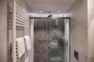 Koupelna v ubytování Zalo Urban Living Spaces + 37 fotografií