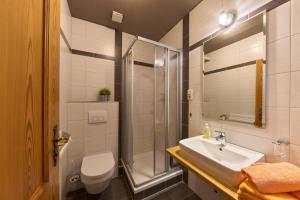 Koupelna v ubytování Landhotel Brauner Hirsch