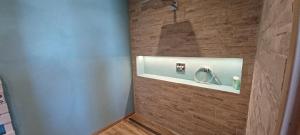 Kúpeľňa v ubytovaní U CASEDDU- Villa piscine privée chauffée- vue mer- clim-wifi + 20 fotografií