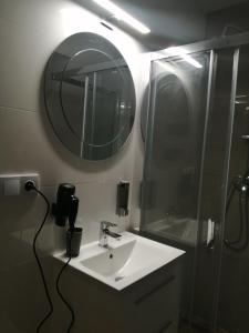A bathroom at APARTMÁNY PIETRO