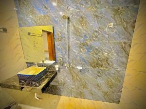 Fotografie z fotogalerie ubytování The Signature Hotel Multan v destinaci Multan + 74 fotografií