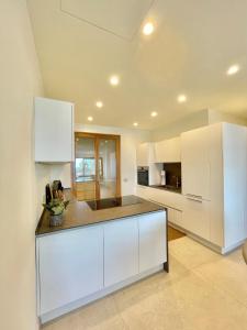 A kitchen or kitchenette at Cokkinis villa with garden overlooking the sea