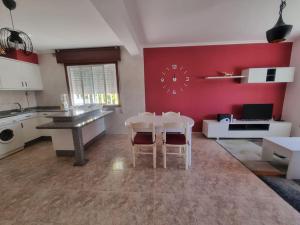 Zdjęcie z galerii obiektu Casa en Chapela (Redondela) w mieście Redondela