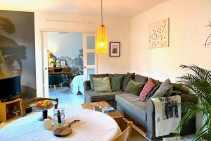Posedenie v ubytovaní Appartement chaleureux entre Zola et Procé.