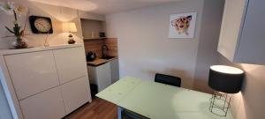 Fotografia z galérie ubytovania Studio chaleureux avec parking gratuit v destinácii Vandoeuvre-lès-Nancy + 24 fotografií