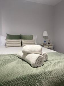 Katil atau katil-katil dalam bilik di cozy room Shared House +8 gambar