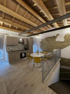 Kuchyň nebo kuchyňský kout v ubytování Il mandorlo appartamenti