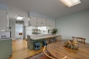 Gallery image of Burley Home with Playground - 1 Mi to Golf Course! in Burley
