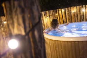 Goście zatrzymujący się w obiekcie Le Puits Jaune - Gîte Nature et Spa