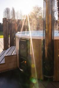 Zdjęcie z galerii obiektu Le Puits Jaune - Gîte Nature et Spa w mieście Saint-Denis-le-Thiboult