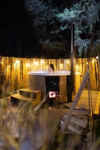Zdjęcie z galerii obiektu Le Puits Jaune - Gîte Nature et Spa w mieście Saint-Denis-le-Thiboult