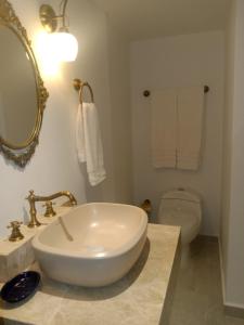 Koupelna v ubytování Hotel Dorado Plaza Boutique Calle del Arsenal