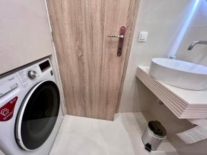 Koupelna v ubytování 'Amaryllis Home' ,το σπίτι σας