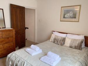 Gallery image of Cosy Central Windsor House Sleeps 4 in Windsor