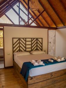 Postel nebo postele na pokoji v ubytování All Natural Glamping
