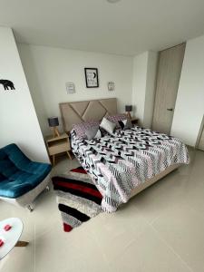Postel nebo postele na pokoji v ubytování Moderno y cómodo apartamento en Puerta del Sol