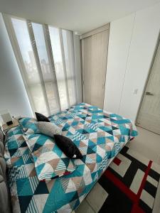 Postel nebo postele na pokoji v ubytování Moderno y cómodo apartamento en Puerta del Sol