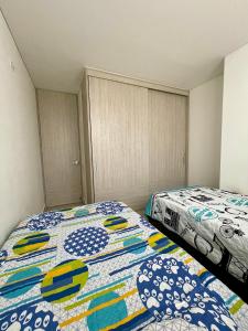 Postel nebo postele na pokoji v ubytování Moderno y cómodo apartamento en Puerta del Sol