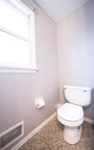 Fotografie z fotogalerie ubytování Cheerful home with free parking and WiFi v destinaci Rochester + 11 fotografií