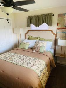 Voodi või voodid majutusasutuse Carlita's 2 Home-Whole House toas