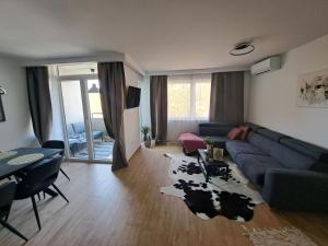 Posedenie v ubytovaní Zoya del mar