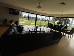 Luxury at Linthorpe的休息区