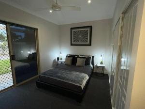Luxury at Linthorpe客房内的一张或多张床位