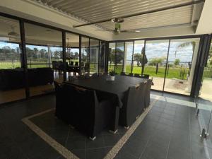 Luxury at Linthorpe餐厅或其他用餐的地方