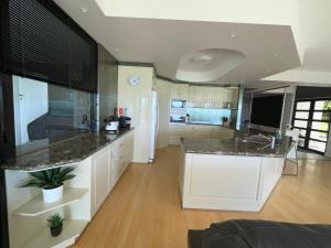 Luxury at Linthorpe的厨房或小厨房