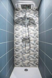 Kúpeľňa v ubytovaní Chablis Spa : duplex Grand Cru (balnéo/sauna)