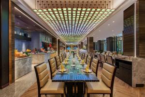 Restaurace v ubytování Dongguan Marriott Hotel