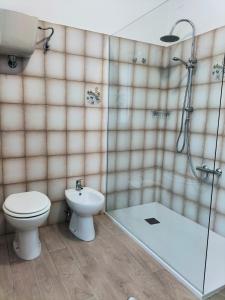 A bathroom at L'oca Nera