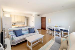 Kuchyňa alebo kuchynka v ubytovaní Apartamento GAVINA 1B - a 400m de la playa