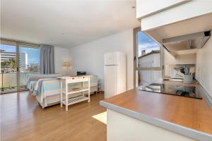 Kuchyňa alebo kuchynka v ubytovaní Apartamento GAVINA 1B - a 400m de la playa