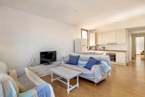 Kuchyňa alebo kuchynka v ubytovaní Apartamento GAVINA 1B - a 400m de la playa