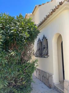 Gallery image of Superb villa with heated private pool - stunning sea and mountain views- Air con in Teulada